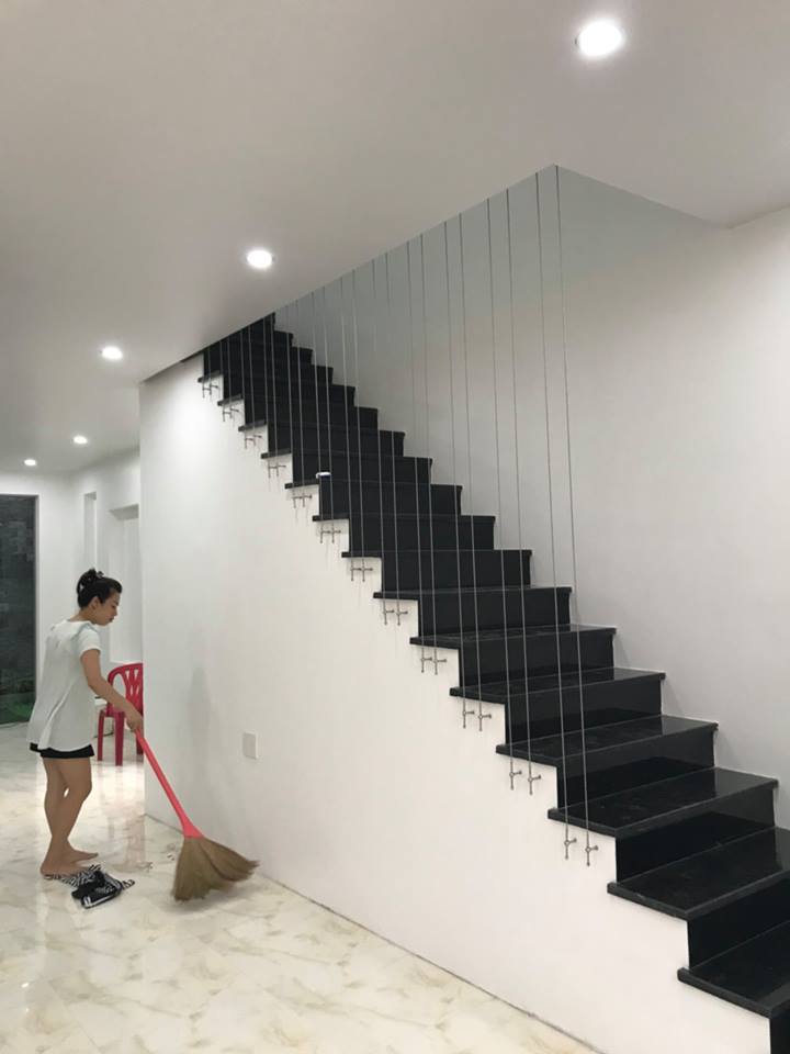 Cầu thang lưới cáp