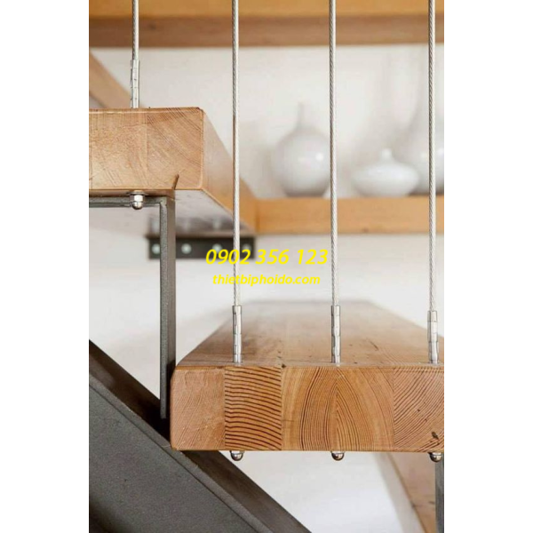 Có nên làm cầu thang dây cáp ?
